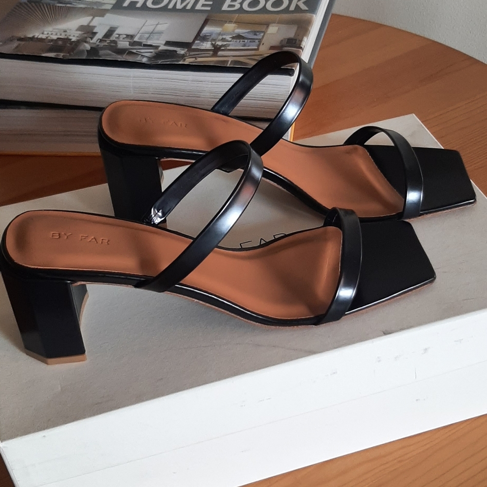 BRAND NEW BY FAR Tanya black semi patent leather heel size 39